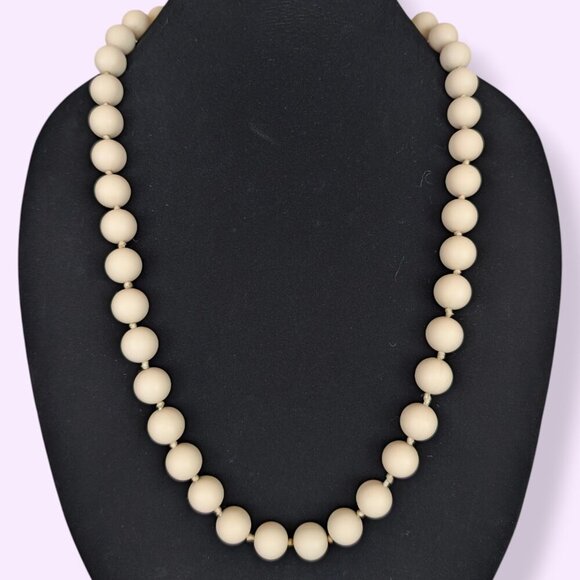 Chew Beads Silicone Sensory Necklace - Picture 1 of 6